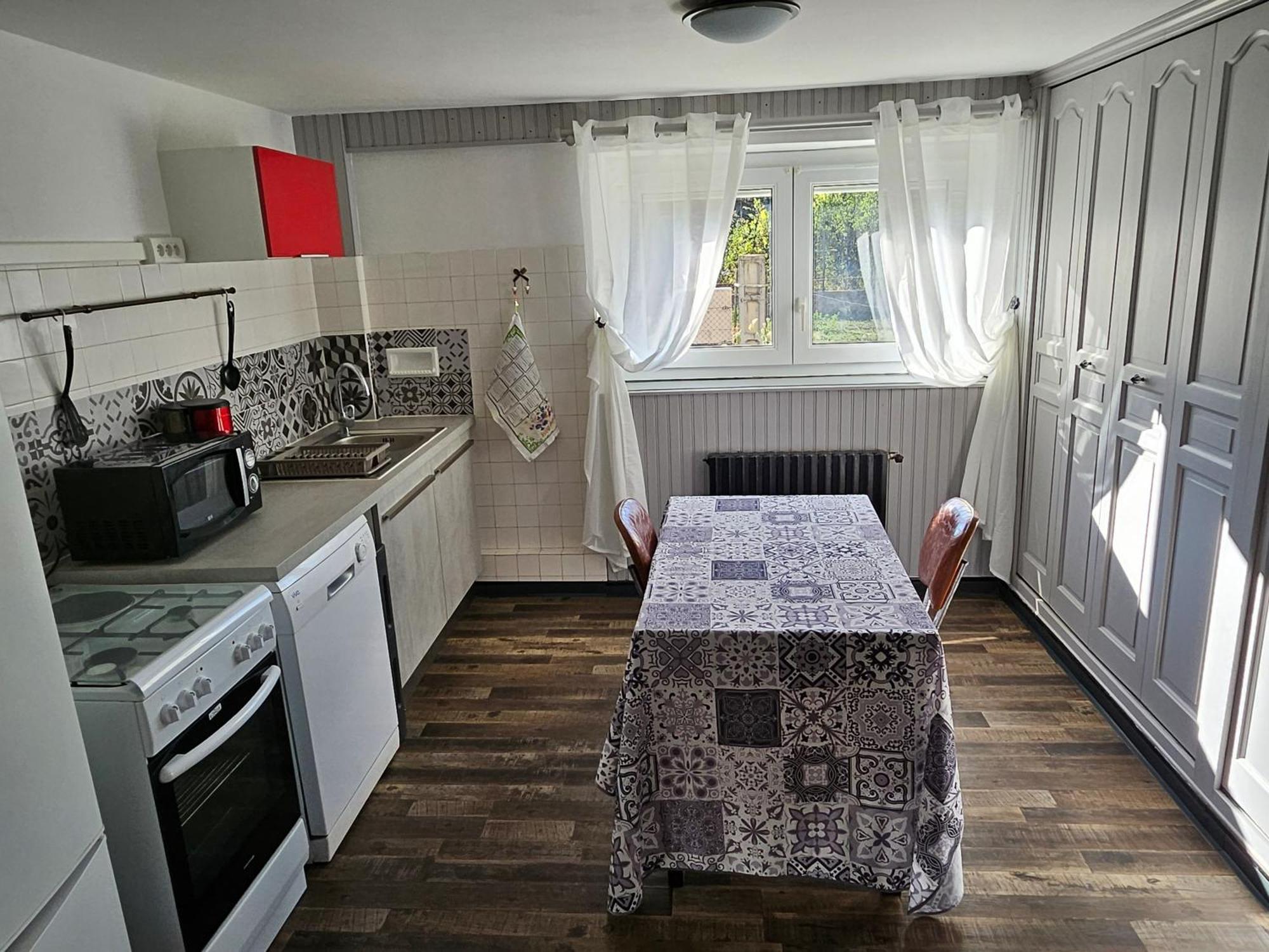 Apartament La Bourzede Langeac Zewnętrze zdjęcie